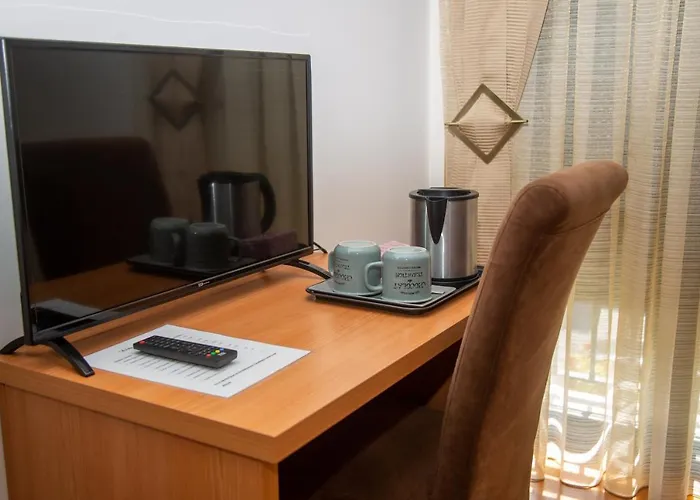 Πανσιόν A Lua Do Camino Melide