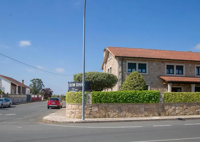 Πανσιόν A Lua Do Camino 2*